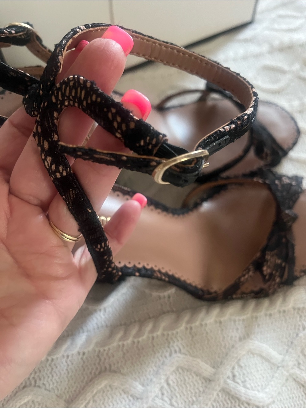 Steve Madden Black Lace Ankle-Strap Block Heel Sandals Various Sizes - Picture 15 of 16